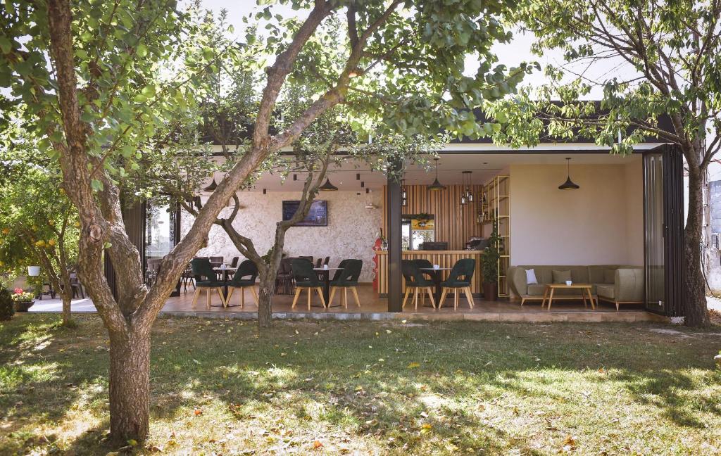 Airport-Garden-Hotel