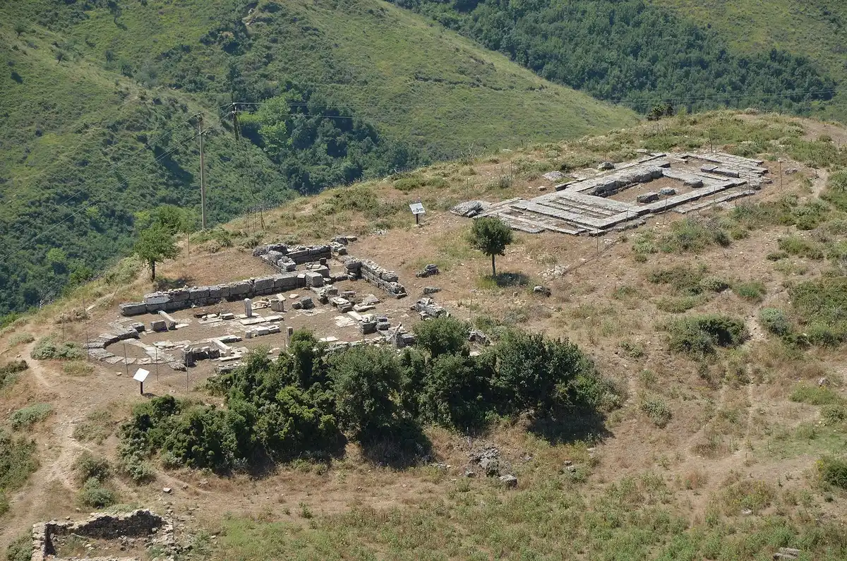 Bazilika paleokristiane dhe Tempulli i Afërditës në Amantia
