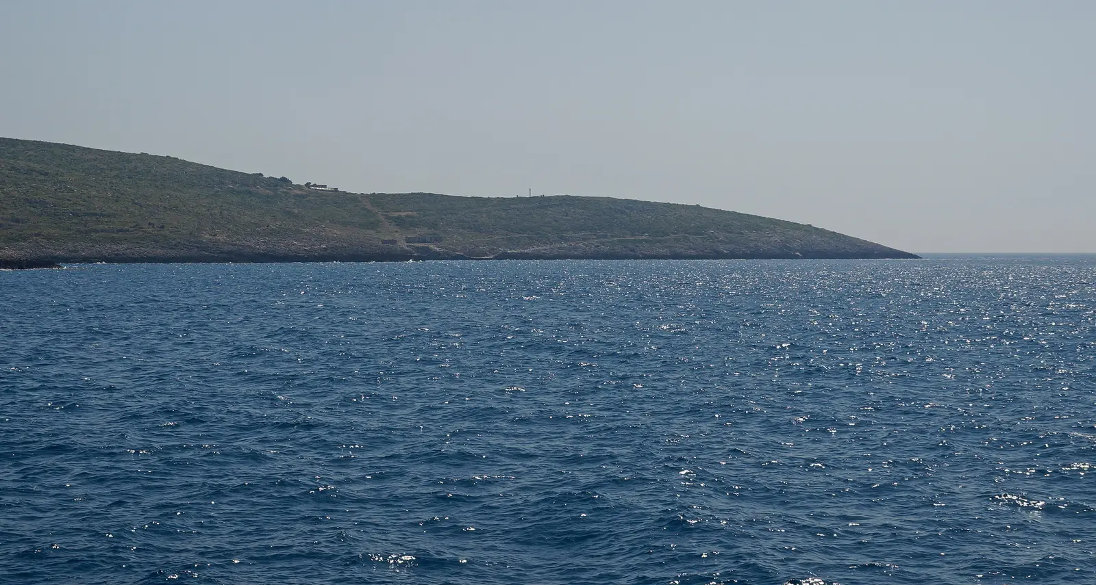 Kepi i Gjuhëzës, maja e Karaburunit