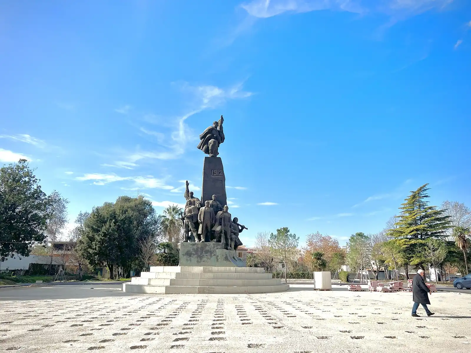 Monumenti i Pavarësisë në Vlorë, dhjetor 2022