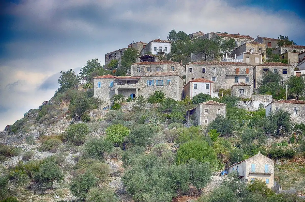 Qeparoi i Sipërm, fshati i vjetër