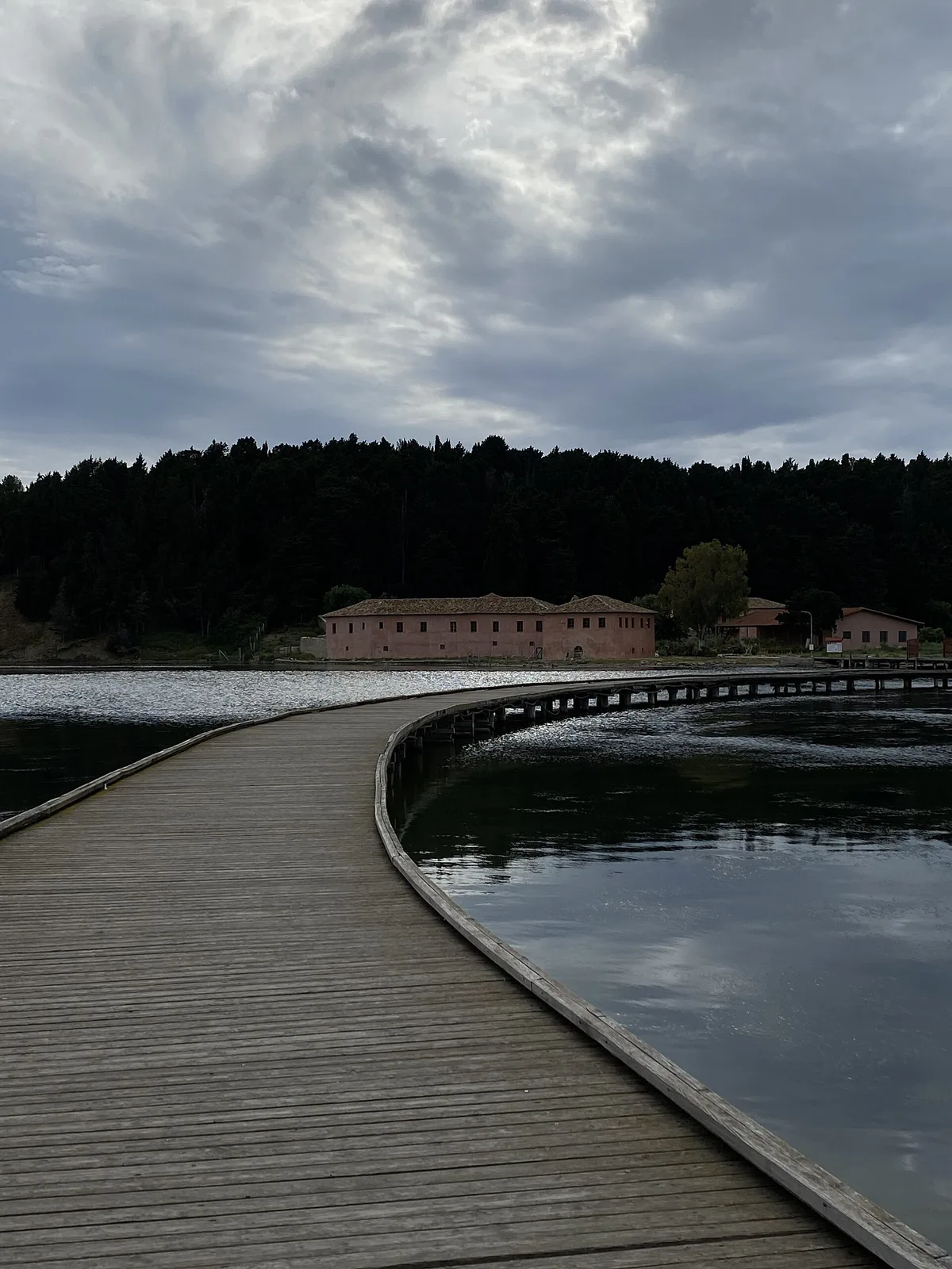 Ura e Zvërnecit në mëngjes, Vlorë